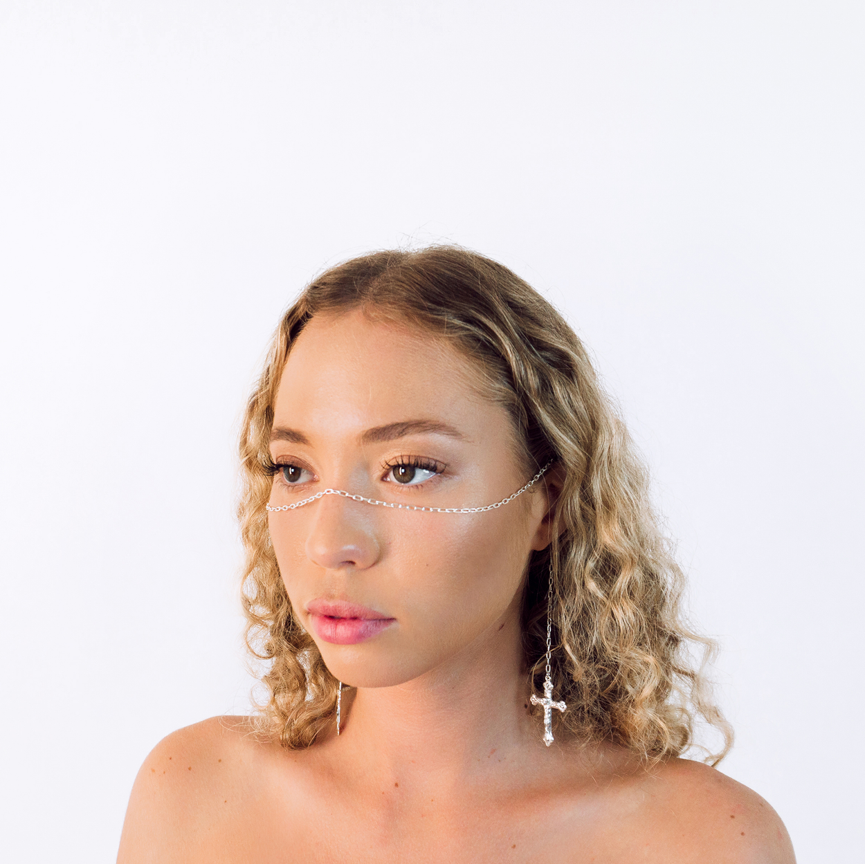 Lucrezia Catena | Face Chain | Face Jewelry | Silver with Crosses | Heavenly Bodies Collection